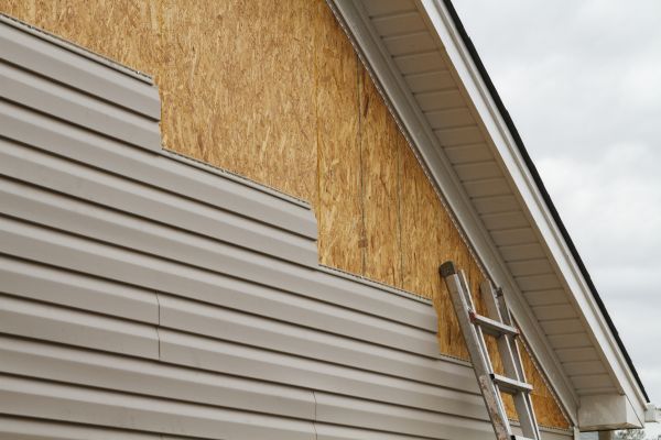 Loose Siding Replacement in Park City