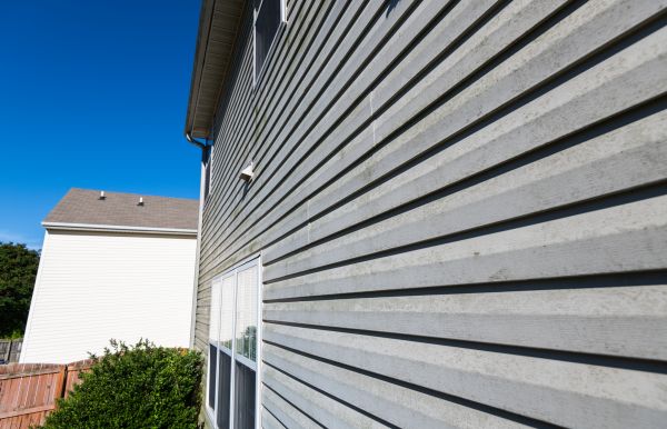 Cost of Vinyl Siding Panel Replacement in Park City